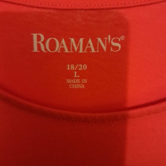 Festive red Roaman's top! - Picture 2 of 3